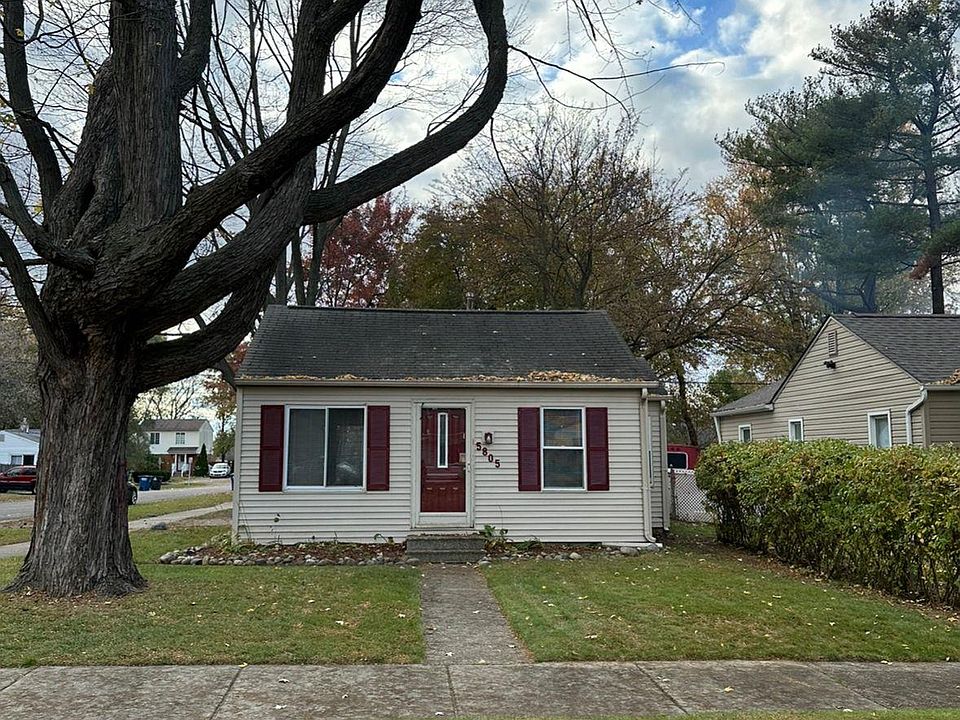 1st image of 5805 N Walton St