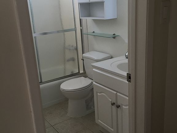 4th image of 3142 Newton St APT 201B