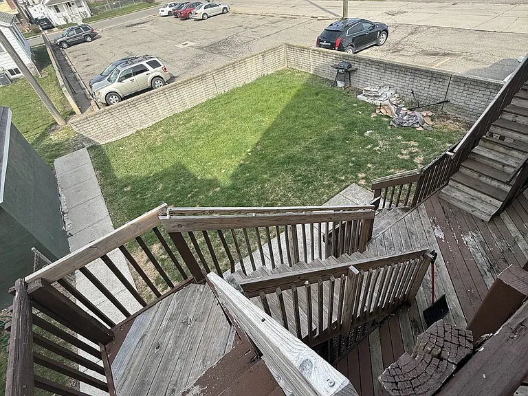 1308 Hanford Ave — Photo 34