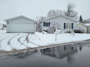 124 Block St, Williamston, MI 48895