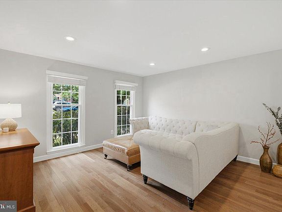 3rd image of 3714 Mount Airey Ln