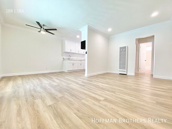2nd image of 20447 Saticoy St #48