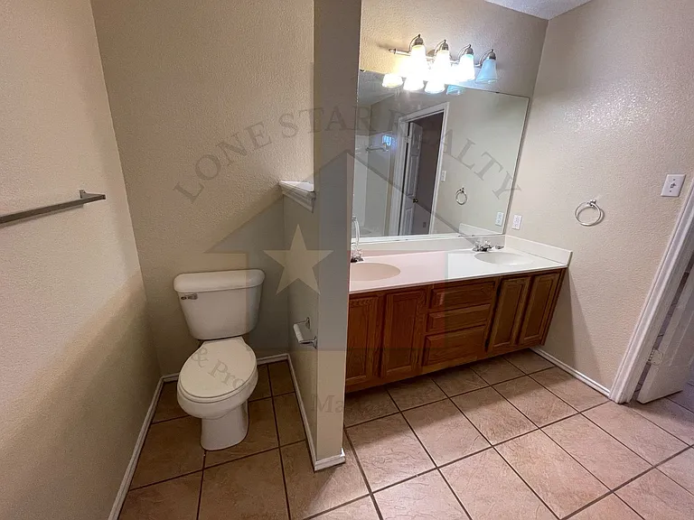 5006 Rockdale Dr — Photo 11