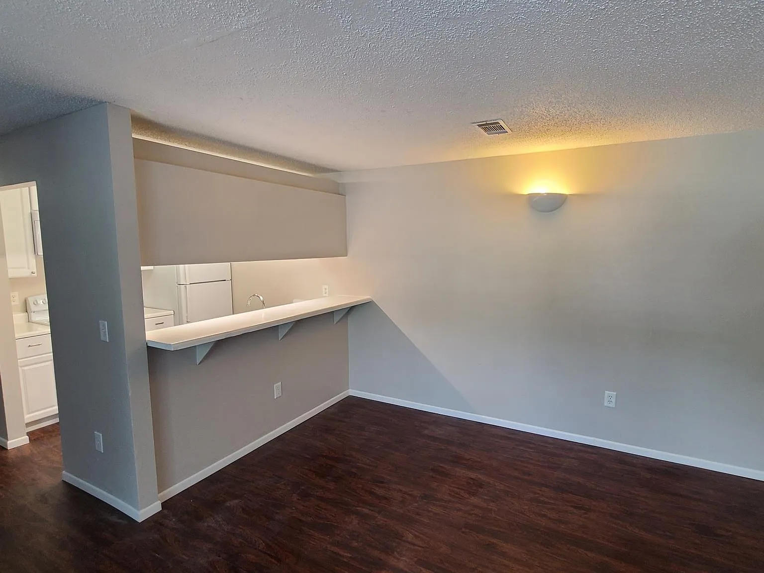 4 bed, 1124 sqft, $1,450 — Photo 3