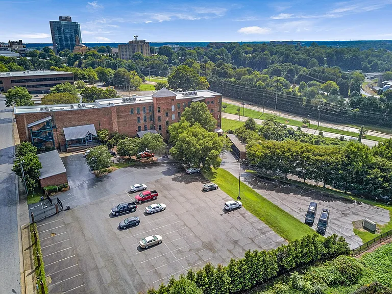 836 Oak St #500 — Photo 45