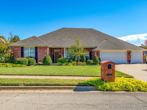 2816 Roanoke Ridge Rd, Bartlesville, OK 74006