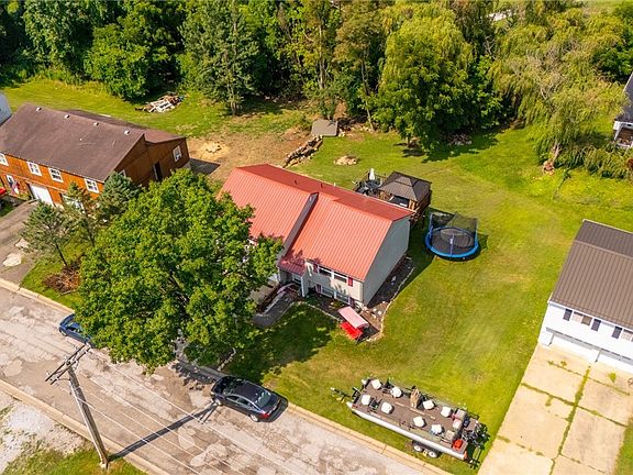 4th image of 124 Orchard Dr