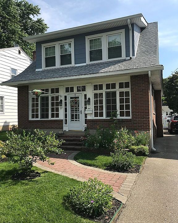 2nd image of 27 Summit Ave