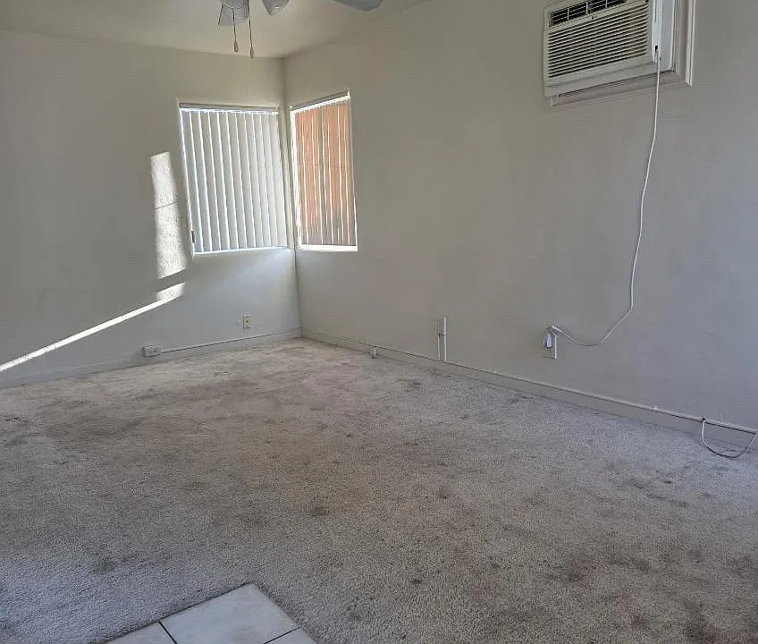 424 1/2 W Badillo St #B