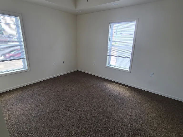 113 W 16th St #113 — Photo 24