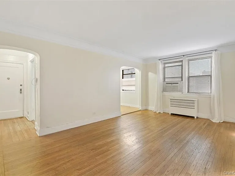 7 Greenridge Ave #A — Photo 4