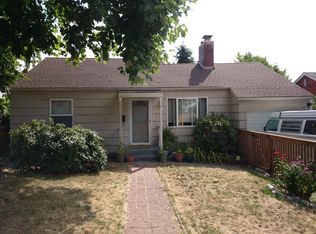 8510 37th Ave SW, Seattle, WA 98126