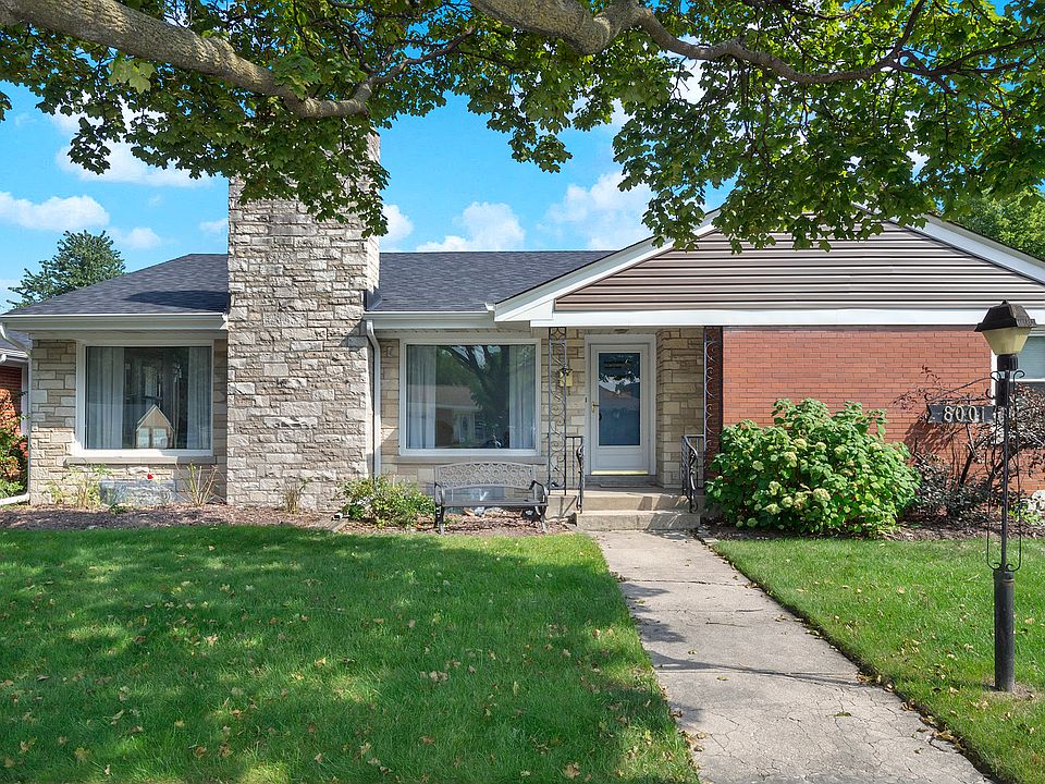 1st image of 8001 Lorel Ave