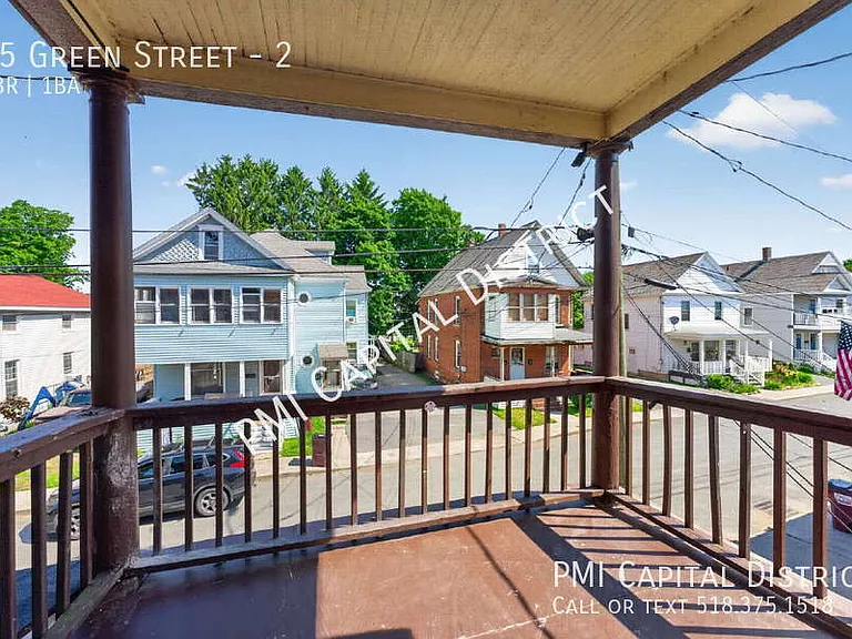 25 Green St #2 — Photo 14