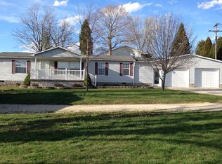 6 Oak St, Birdseye, IN 47513