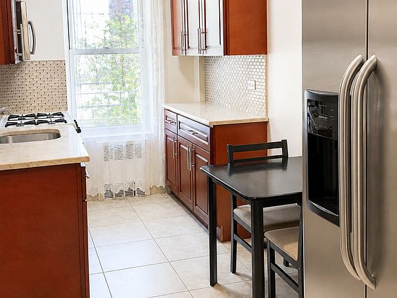 2nd image of 2626 Homecrest Ave APT 3D