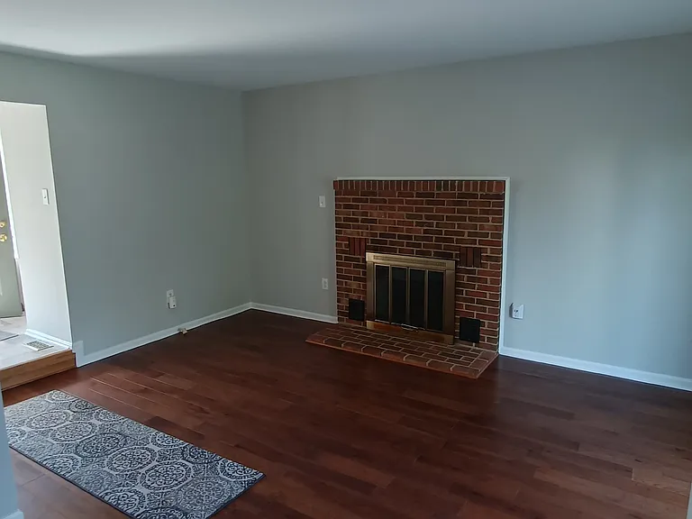 345 Silver Ridge Dr — Photo 9