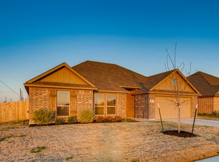 100 Harley Meadows Cir, Venus, TX 76084