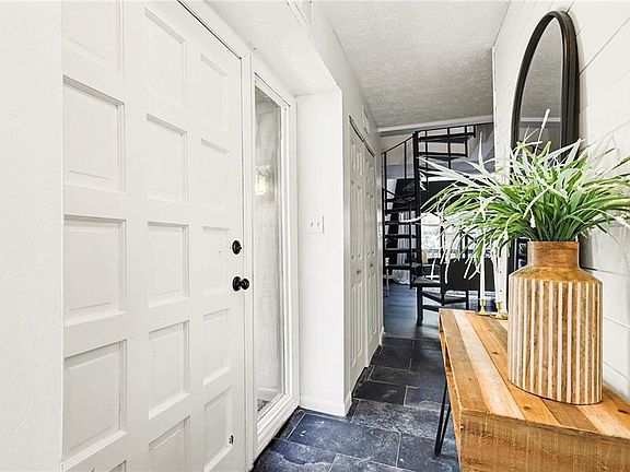 2nd image of 3200 Rim Cove Dr APT 116