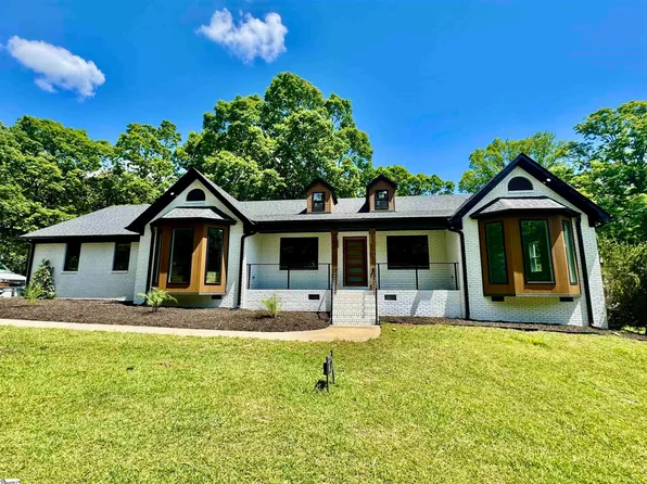 109 Cardinal Dr, Lyman, SC 29365