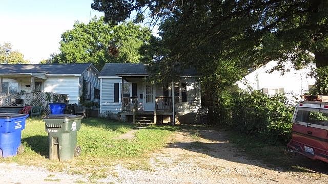 1st image of 1439 Highlawn Ave