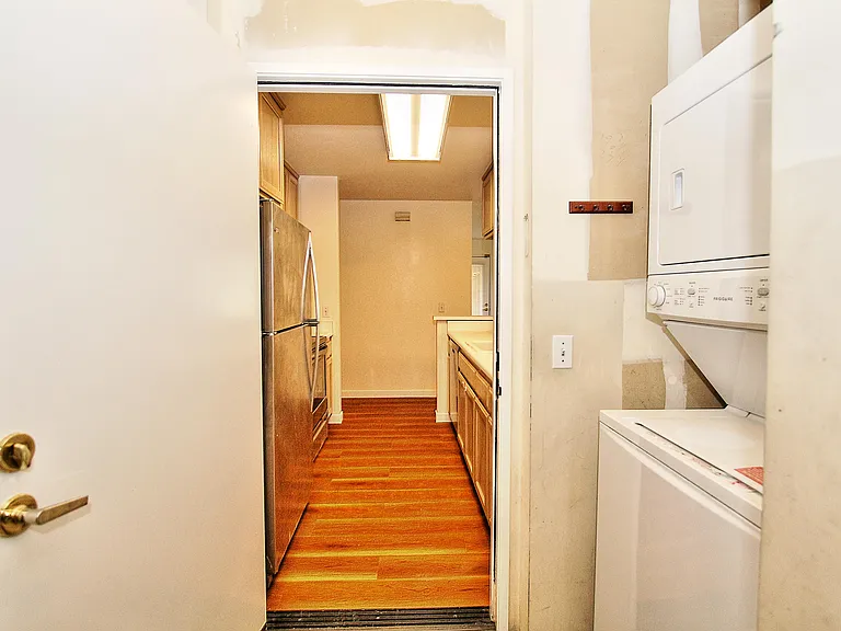 745 Overture Ct — Photo 14
