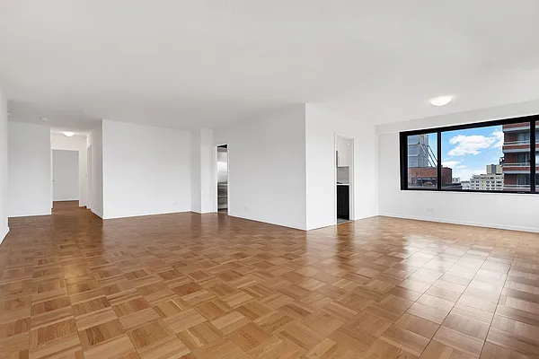 Rented by Cooper & Cooper Real Estate | media 4