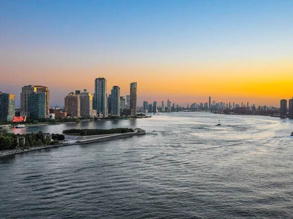 45 Sutton Place image 20 of 43