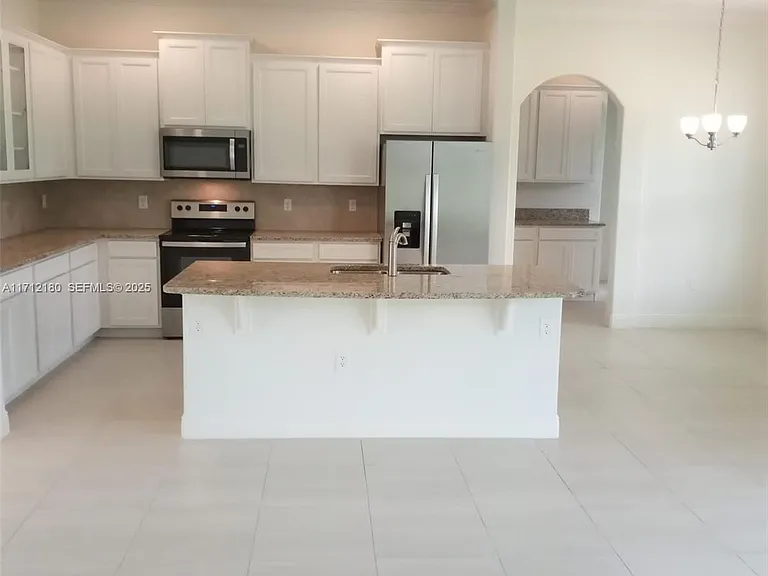 6555 Barbados Ct — Photo 11