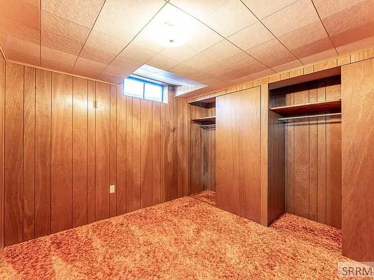328 Melrose Dr — Photo 27
