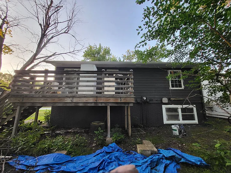 605 E Maple St — Photo 10
