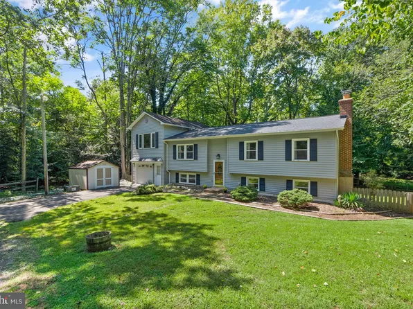 9007 Westchester Dr, Manassas, VA 20112