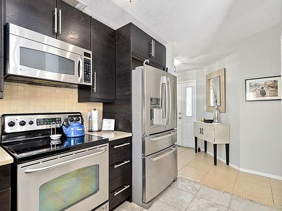4th image of 11513 Darlington Dr #5