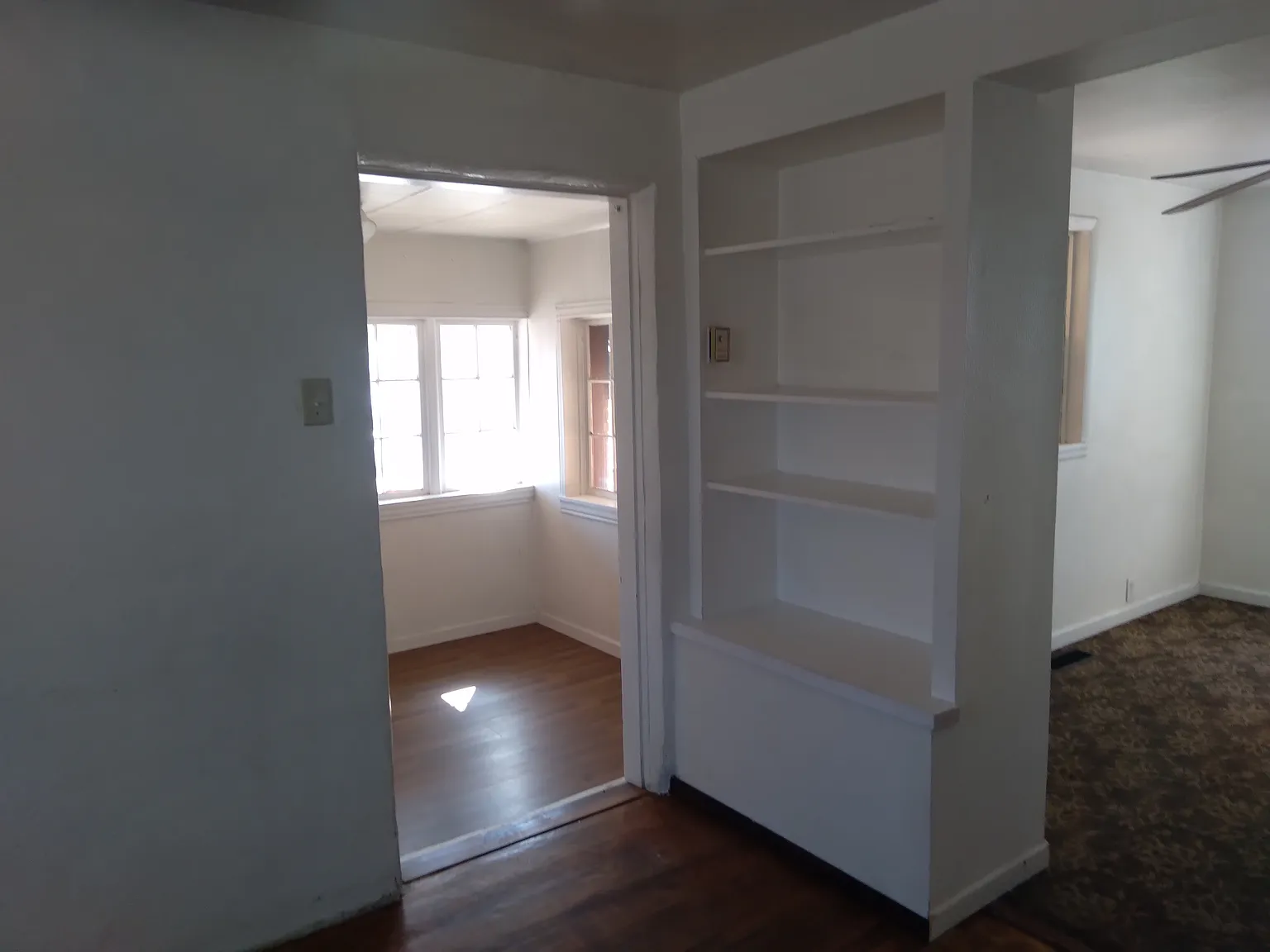 4 bed, 1945 sqft, $2,150 — Photo 3