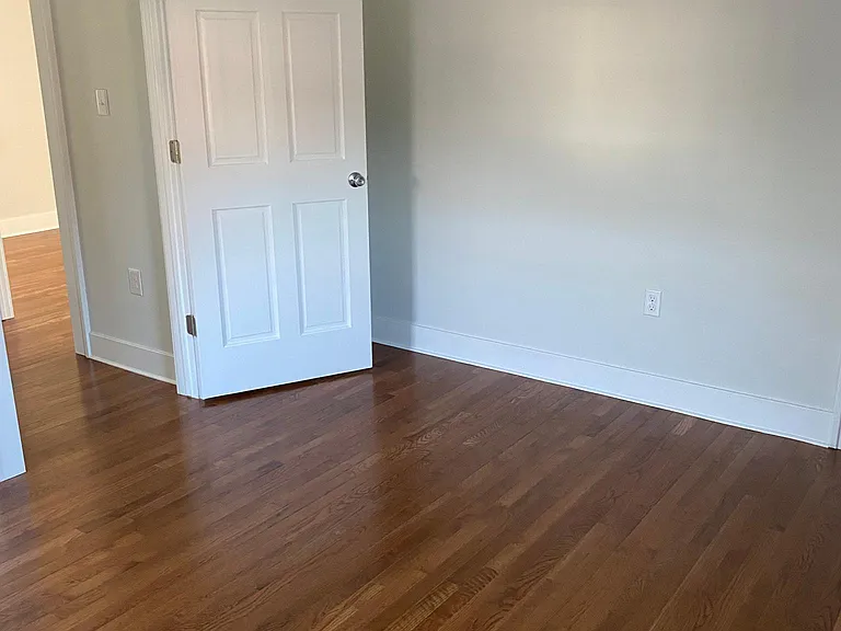 216 Catskill Ave — Photo 15