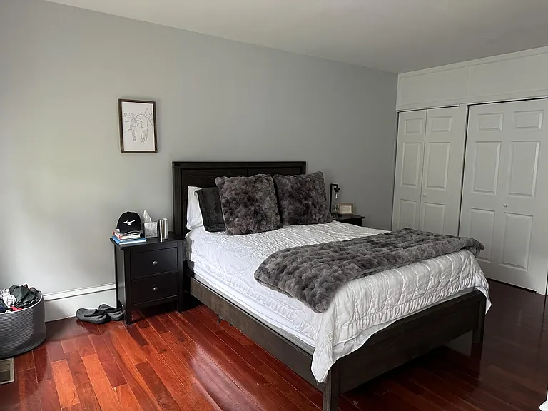 29 Vaille Ave #2 — Photo 6