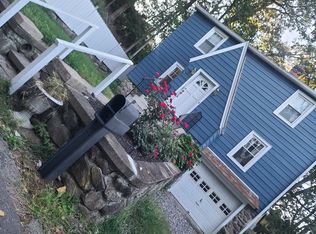 82 Moorland Ave, Waterbury, CT 06708