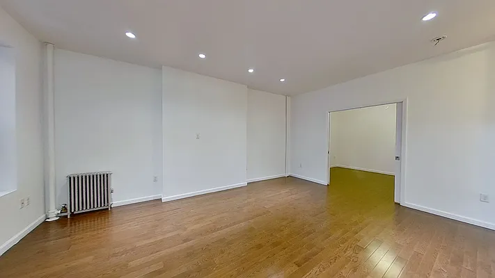 Rented by Compass | media 12