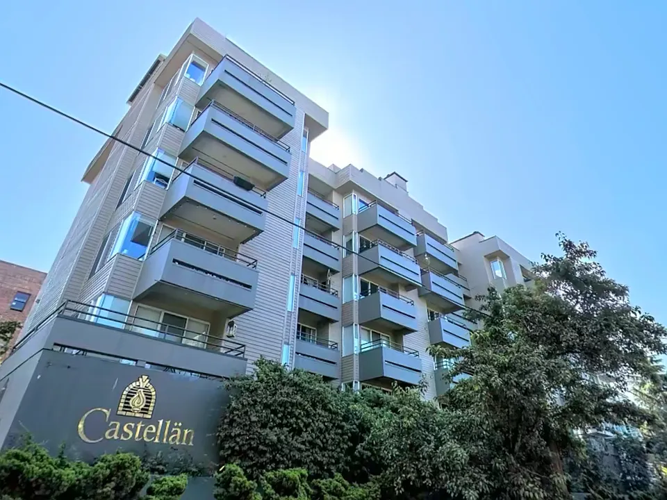 Castellan Apartments
