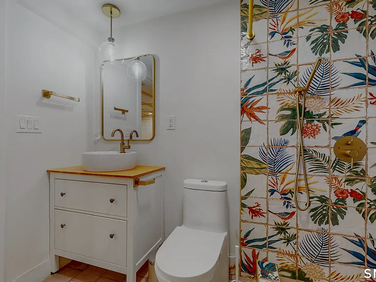 444 Highland St — Photo 26