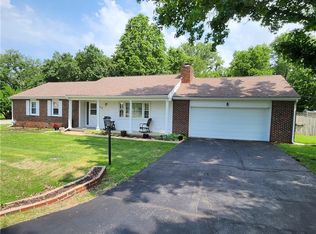 312 Crestview Dr, Independence, KS 67301