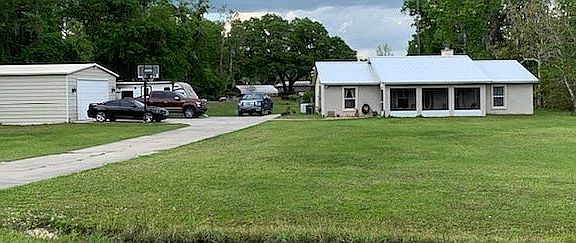 Garage driveway front yard