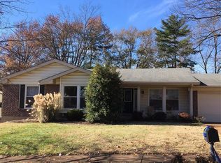 4 Cool Meadows Dr, Ballwin, MO