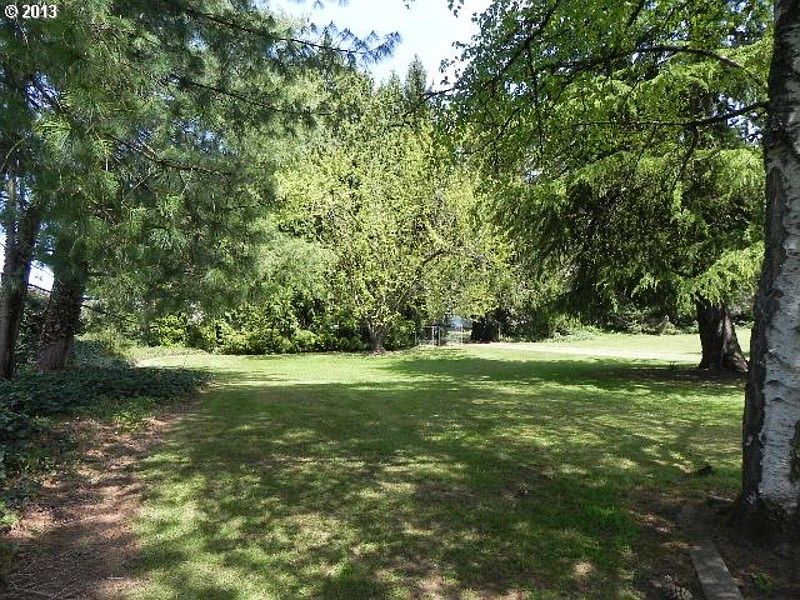 1st image of 6815 NE 70th St