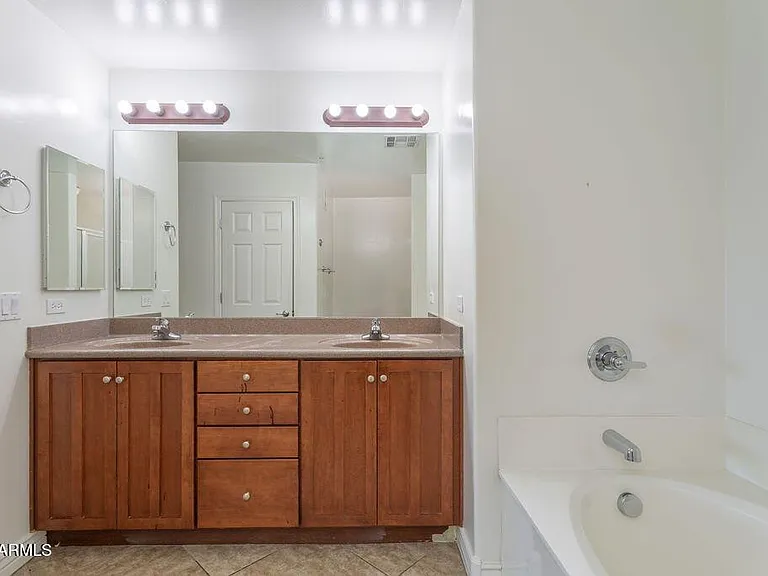 5450 E Deer Valley Dr #4198 — Photo 16