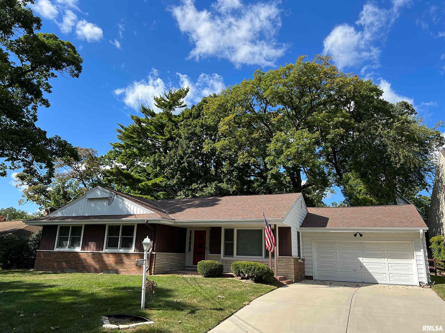 709 E Bittersweet Ln, Peoria, IL 61614 Zillow