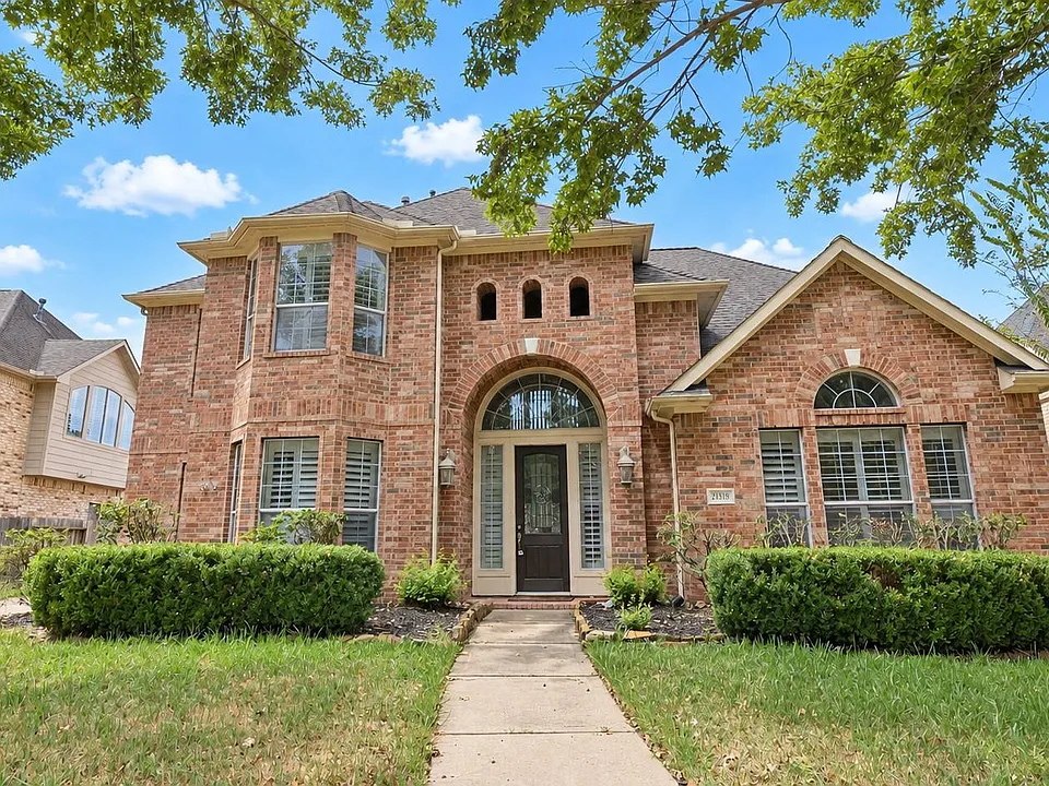 21318 Chickory Trl