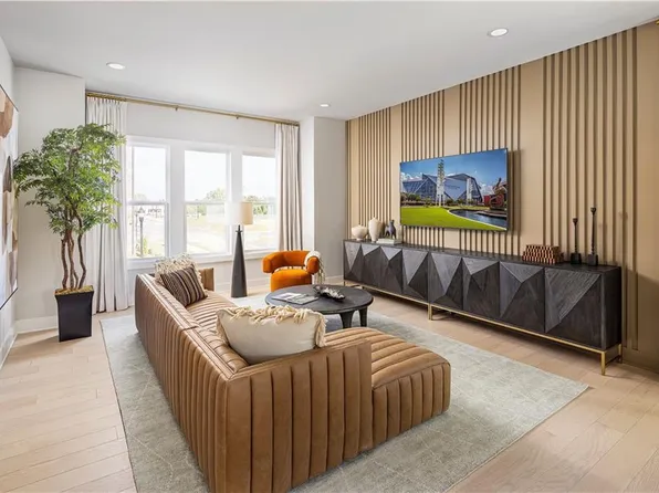 2437 Red Maple Xing #122, Smyrna, GA 30080