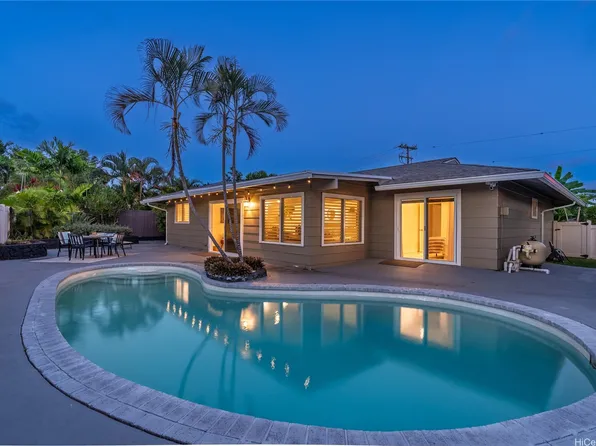 633 Keolu Dr, Kailua, HI 96734