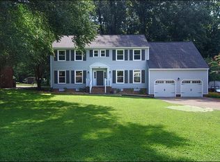 84 Waterview Dr, Newport News, VA 23608